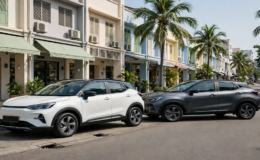 Yaris Cross Hybrid vs HR-V Hybrid 2026, dua SUV hybrid kompak di jalan kota Bekasi